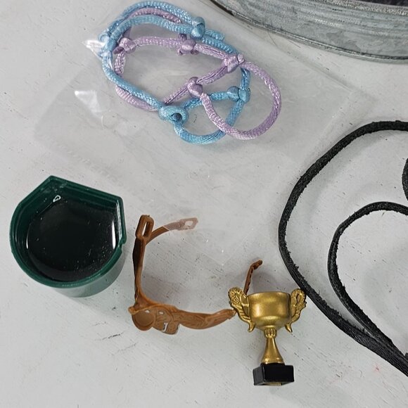 Breyer Horse Tack Accessories Set Trough Halter Bridle Trophy Bucket Saddle - Picture 3 of 6